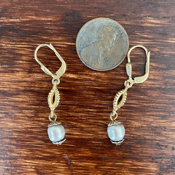 French Clip | Women’s Earrings | Pearl Drop | Gold | Green | Art Deco - Picture 3 of 3